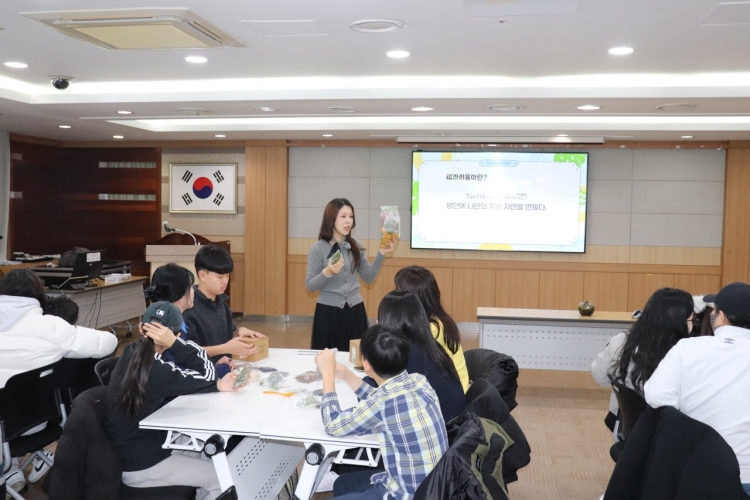 7eb7ba18f6a93d40c9d27b4a06a02301_1768022